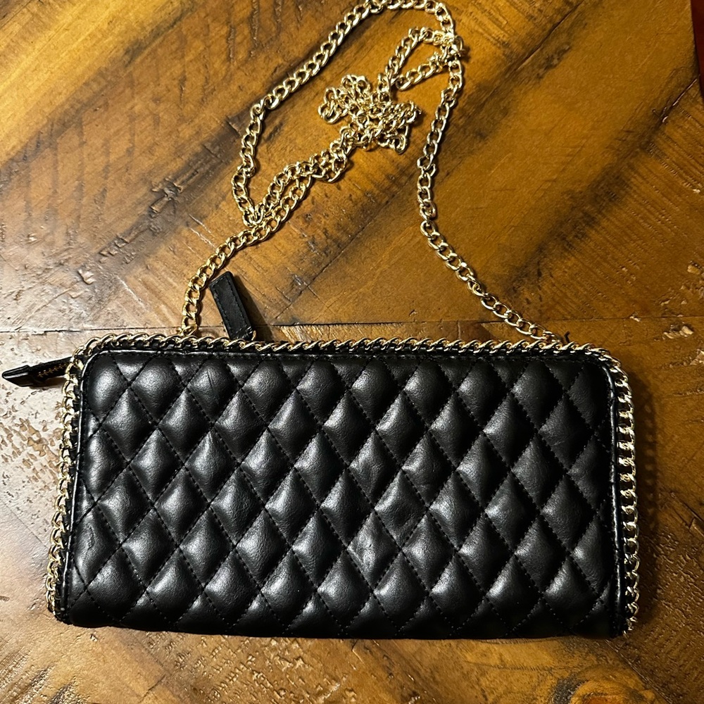 Elegant Black Quilted 2b bebe Chain Bag
